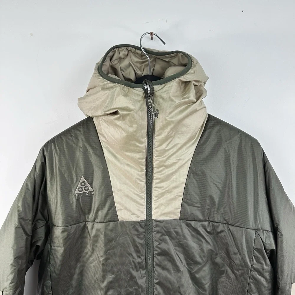 Brand New Nike ACG Primaloft Insulated Hooded Jacket - Picture 2 of 8